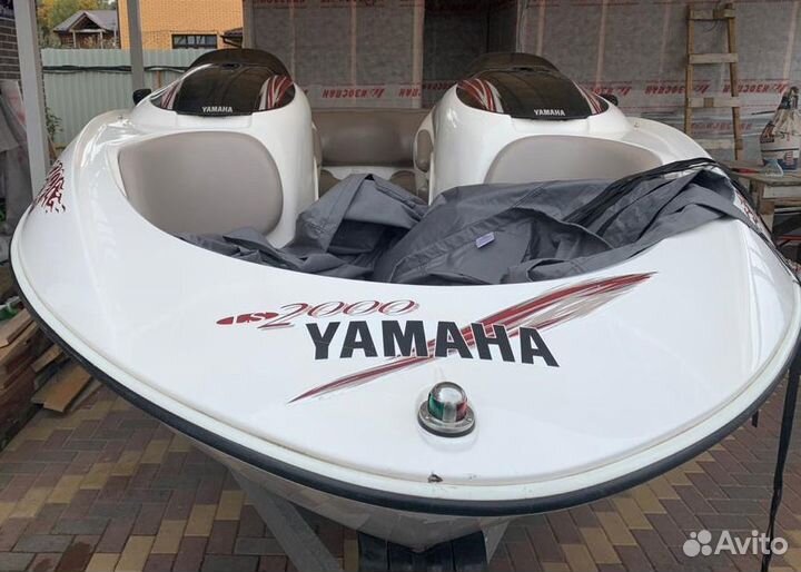 Катер Ямаха LS-2000