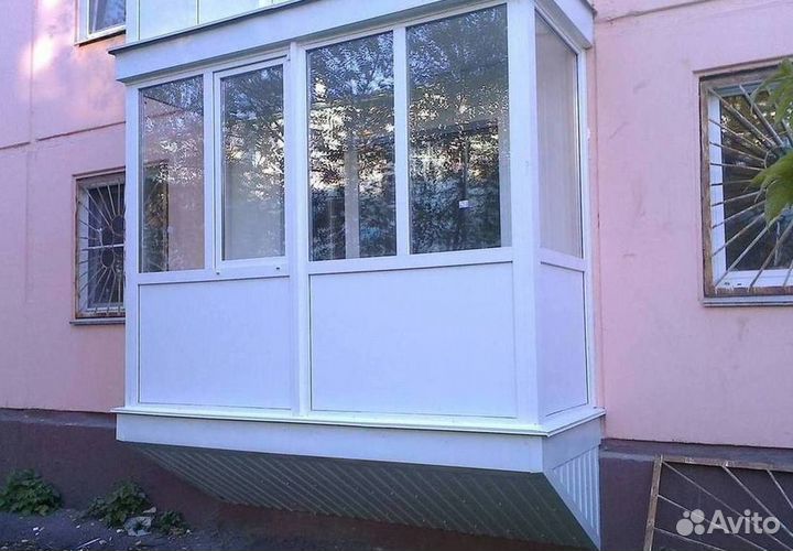 Балкон пластиковый