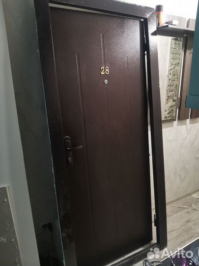 Дверь входная металлическая