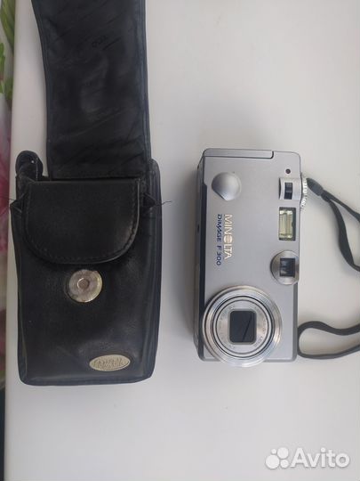 Пленочный фотоаппарат Минолта