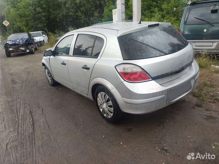 Opel Astra 1.4 AMT, 2007, битый, 230 000 км