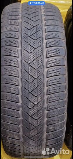 Pirelli Winter Sottozero 3 245/45 R19 102V