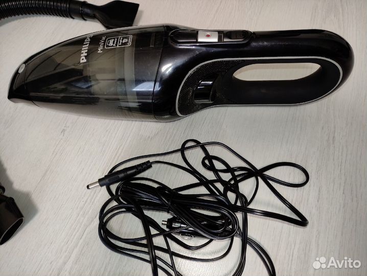 Автомобильный пылесос