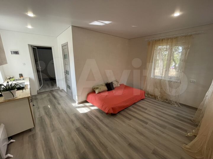 Дом 40 м² на участке 6,5 сот.