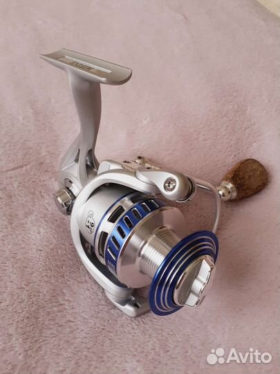 Катушка рыболовная Новая