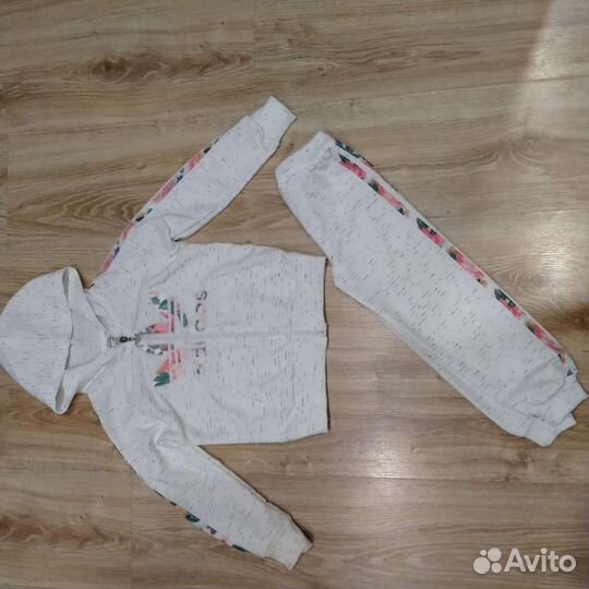 Костюм
