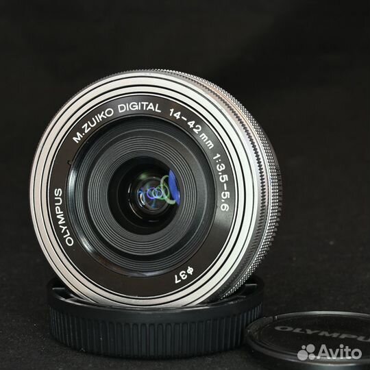 Olympus M.zuiko digital 14-42 EZ silver