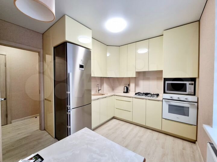 2-к. квартира, 58 м², 3/8 эт.