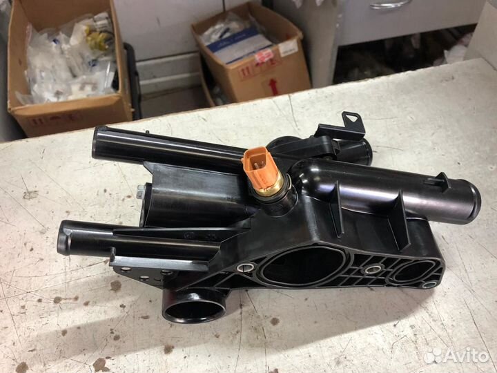 Корпус термостата 25600-2G400