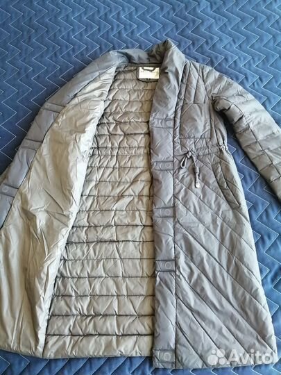 Пальто женское демисезонное стеганное 42 размера