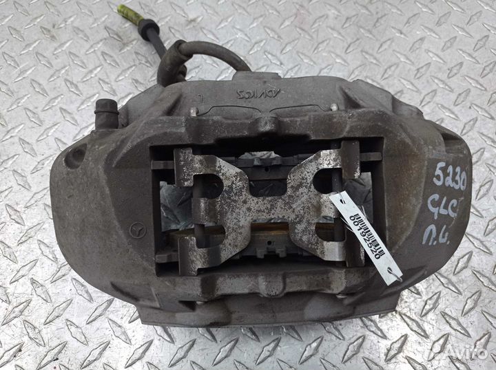 Суппорт передний левый Mercedes GLC W253