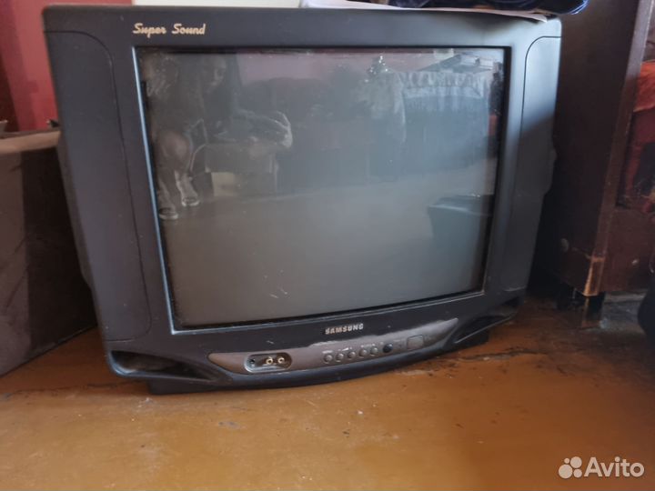 Телевизор samsung