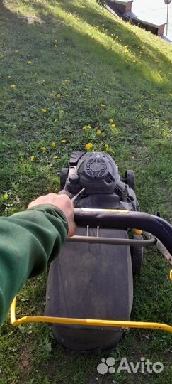 Помощник по хозяйству с проживанием