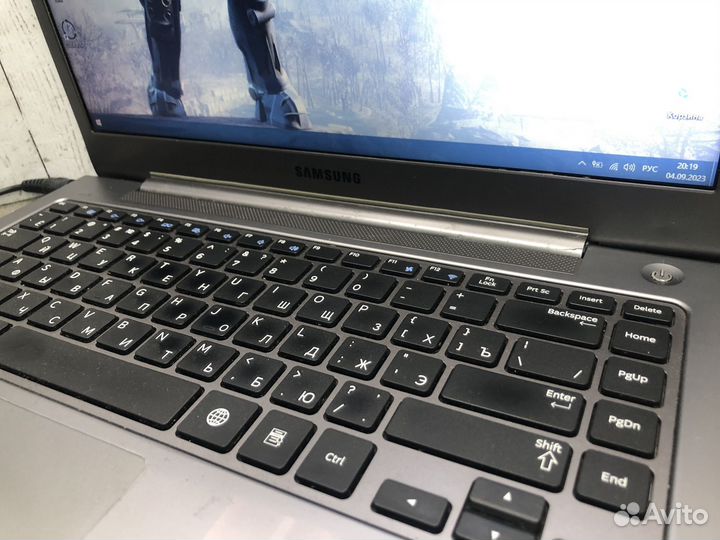 Игровой ноутбук Samsung A6/6gb/SSD