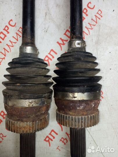 Привод задний Nissan Juke NF15 MR16DT 2012