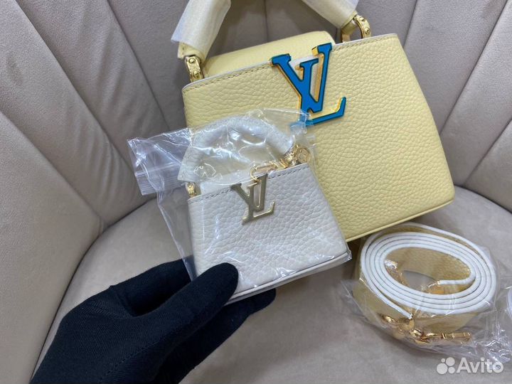 Сумка Louis Vuitton Capucines