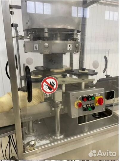 Автомат Укупор корковой пробки шампанского