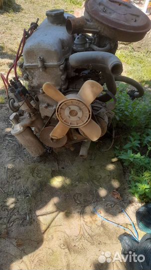 Двигатель москвич азлк