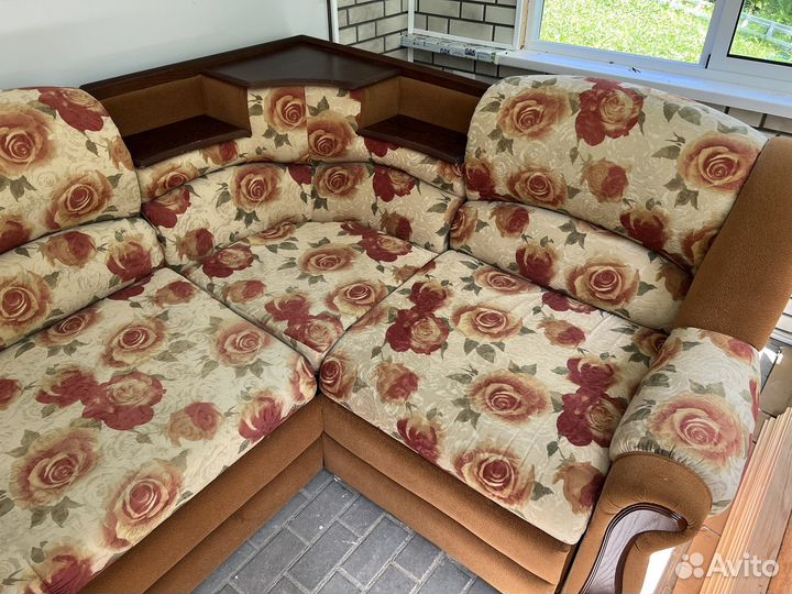 Угловой диван бу