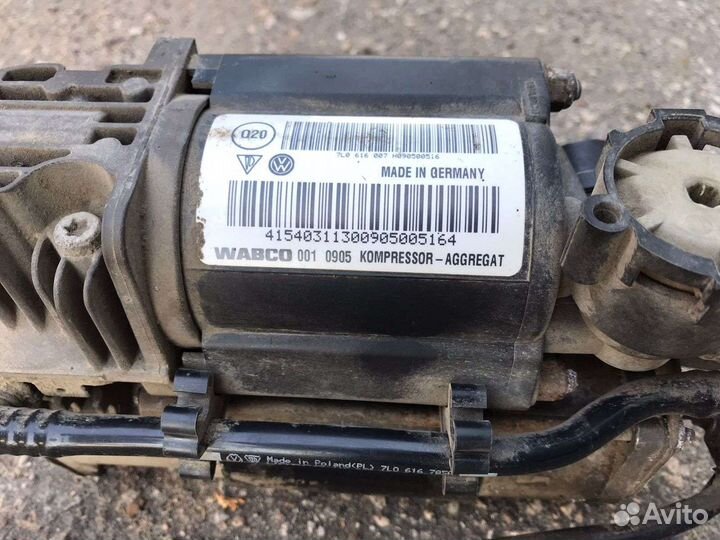 Компрессор пневмоподвески VW Toureg