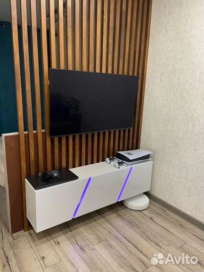 Подвесная тумба под телевизор