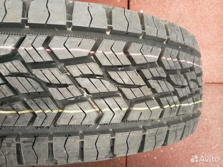 Continental CrossContact ATR 235/70 R16 106H