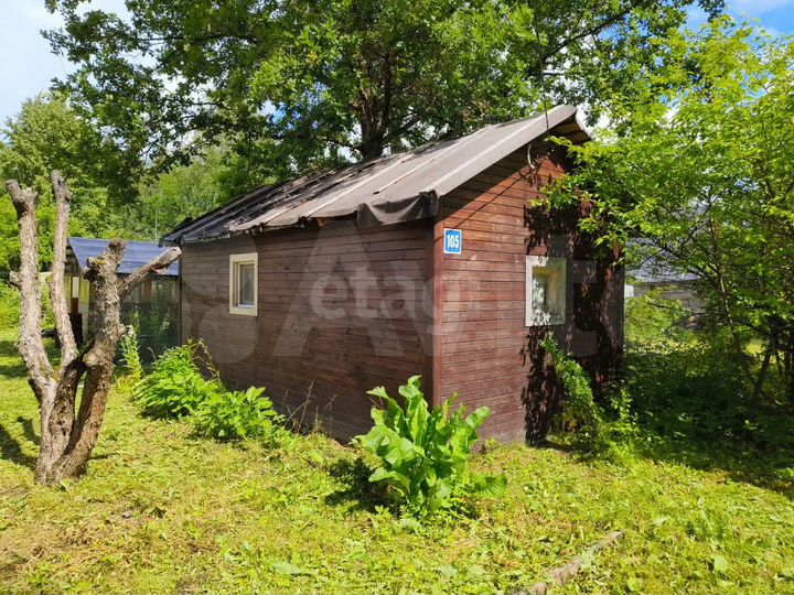 Дача 17 м² на участке 6 сот.