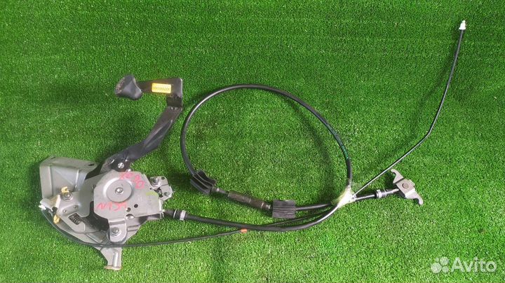 Тросик ручника Volvo Xc90 B5254T2 2006