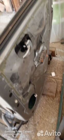 Задняя правая дверь ниссан кашкай 1поколение