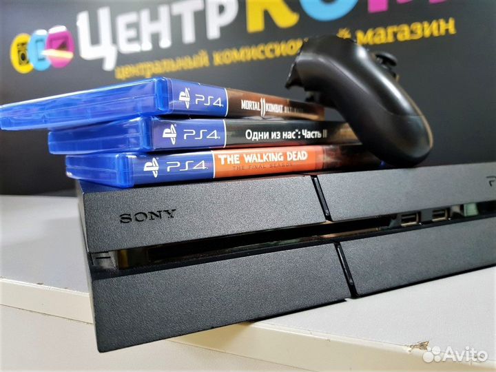 Игровая приставка PS4 FAT 1000GB + 4 игры