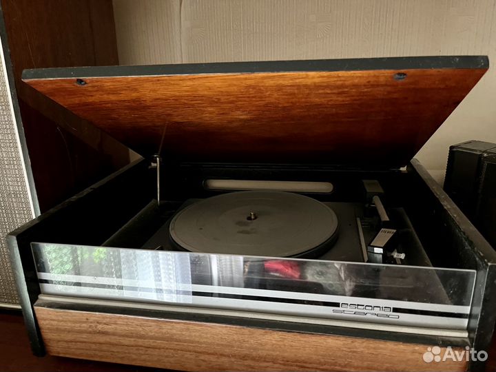 Радиола Estonia 006 stereo