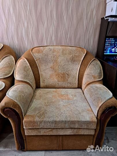 Большой угловой диван бу