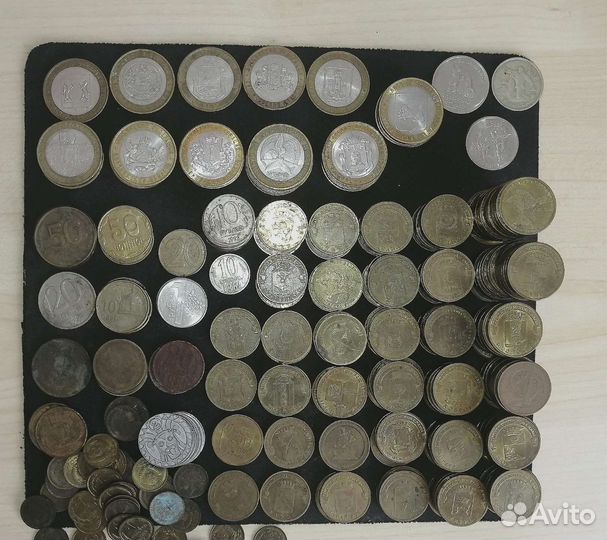 Юбилейные монеты 10, 5, 2