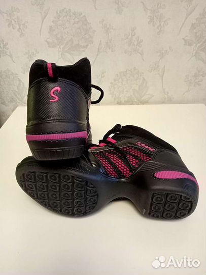 Джазовки кроссовки