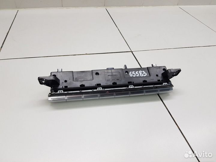 Центральный блок кнопок (Chery Tiggo 8 Pro)