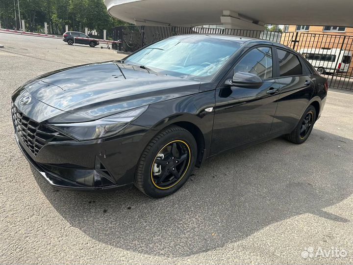 Hyundai Elantra 1.6 AT, 2021, 30 000 км