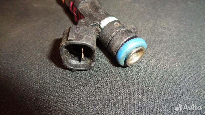 Форсунка инжекторная Nissan X-Trail (T31)