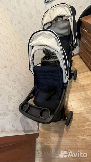 Коляска для двойни