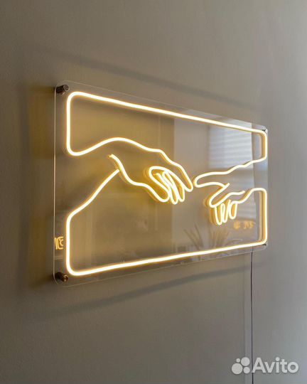 Неоновый светильник