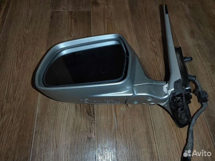 Зеркало на Toyota highlander