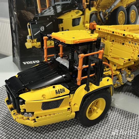 Lego Technic 42114 Самосвал Volvo 6х6
