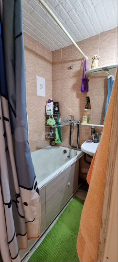 Комната 9 м² в 3-к., 4/9 эт.