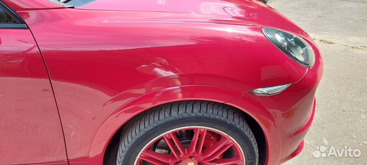 Правое крыло Porsche Cayenne 958 GTS