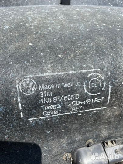 Обшивка крышки багажника Volkswagen Jetta 5 1.9TDI