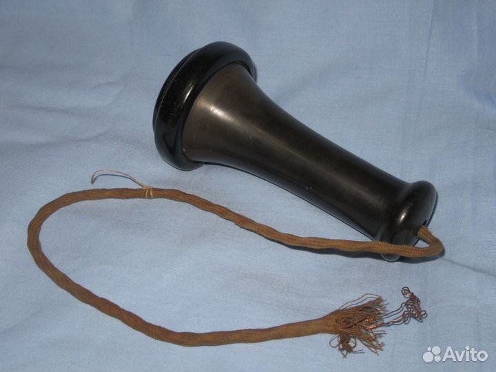 Трубка телефонная антикварная. Телефон старинный