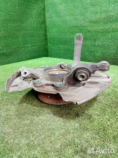 Цапфа задняя левая Mercedes-Benz S320 W220 M112E32