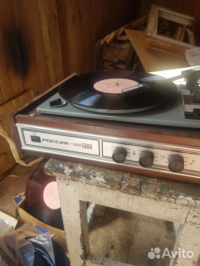 Проигрыватель винила