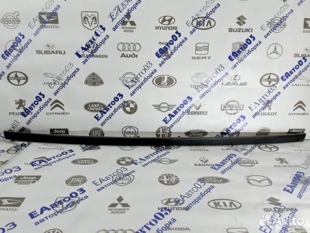 Молдинг заднего бампера центральный BMW 5-серия E3