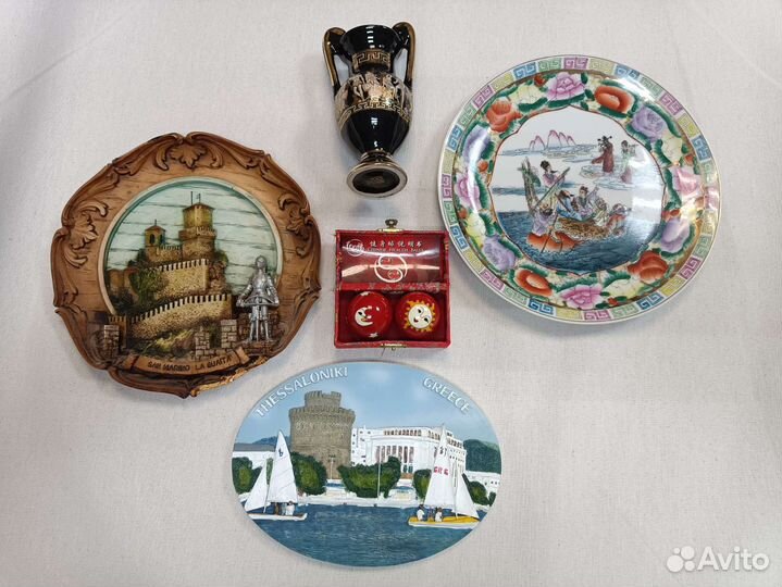 Сувенирные тарелки разных стран