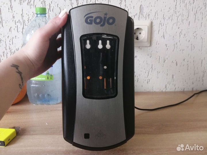 Диспенсер для жидкого антисептика сенсорный, 1 л